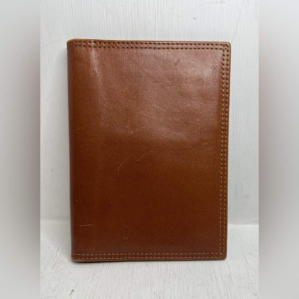 Boots ‘N Bags Colombian Leather Passport Wallet